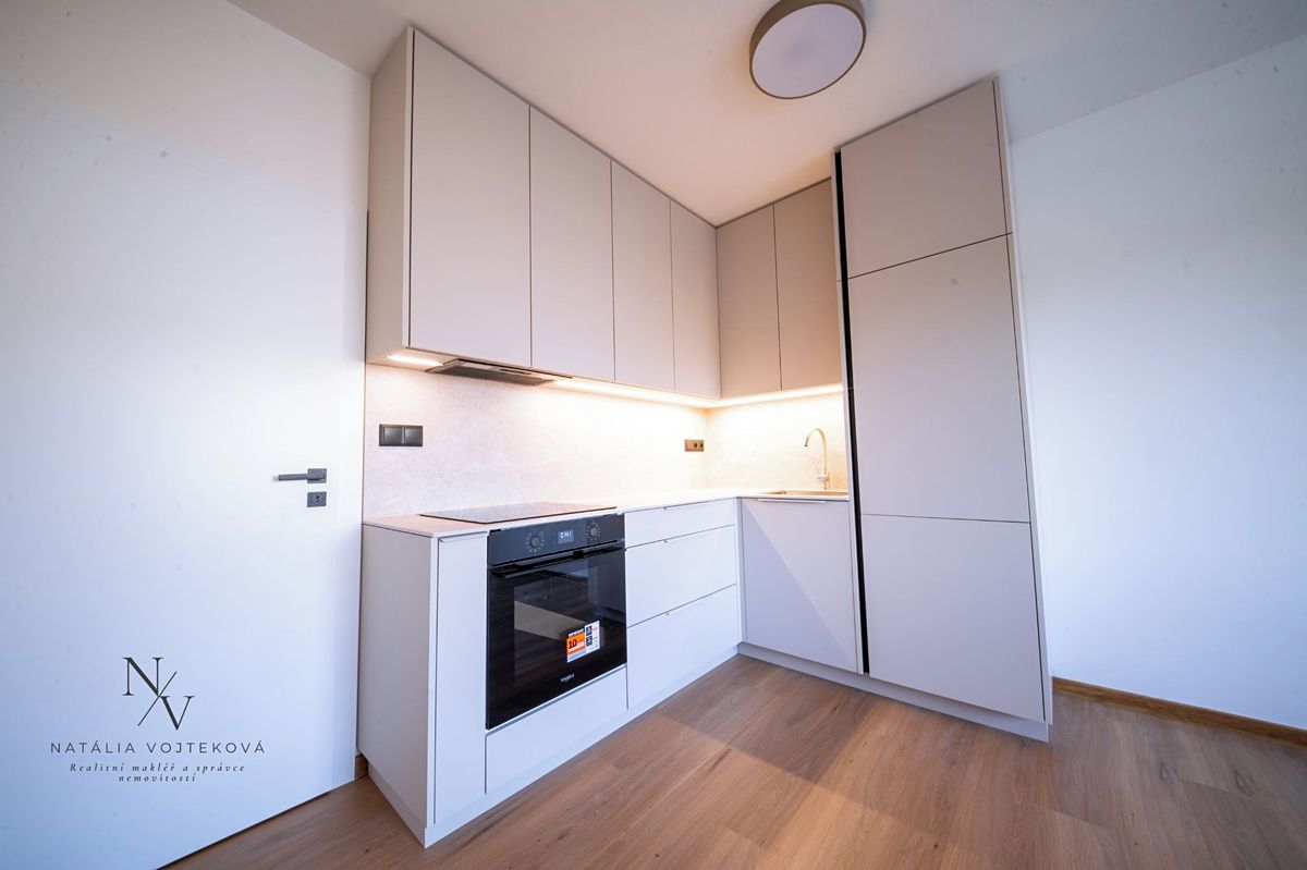 Prodej bytu 1+kk 40 m² – fotografie 2