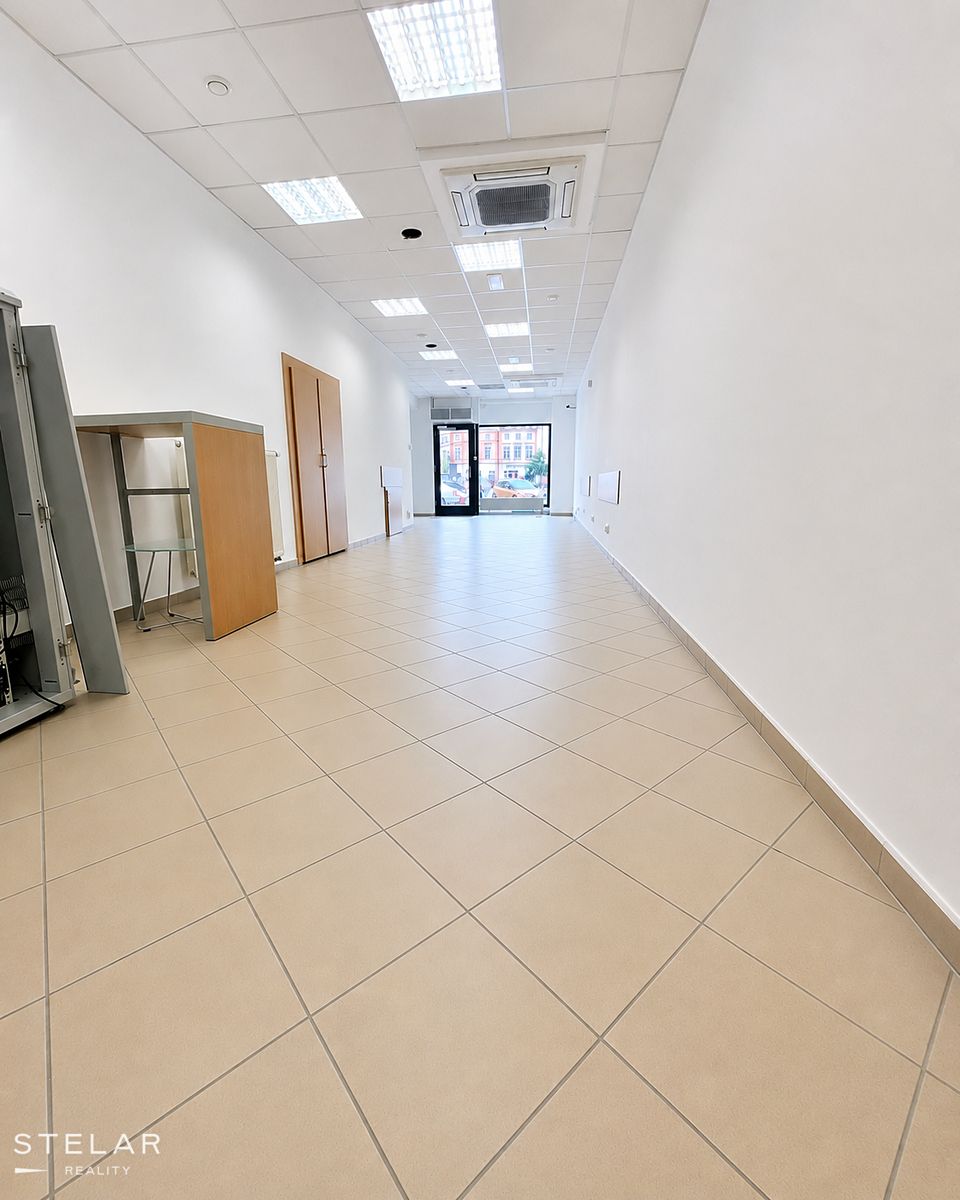 Pronájem obchodního prostoru 127 m² – fotografie 2