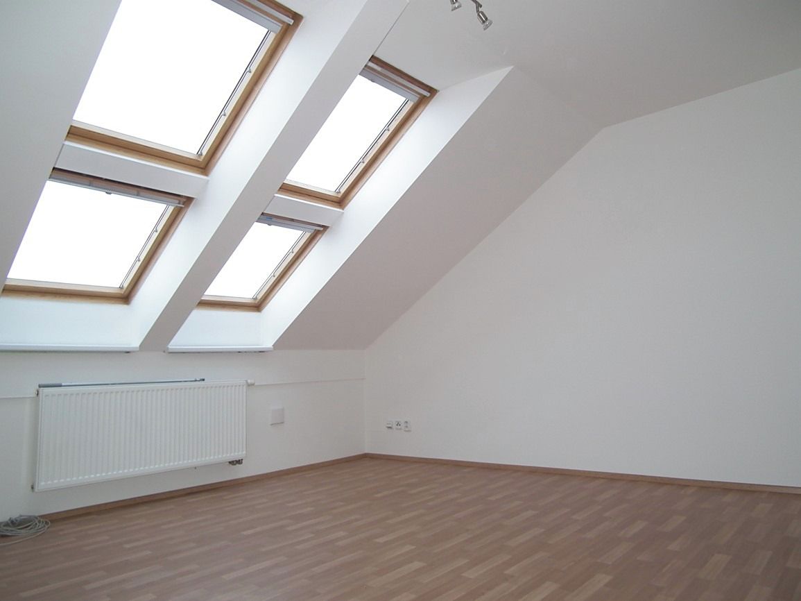 Pronájem bytu 3+kk 82 m² – fotografie 2