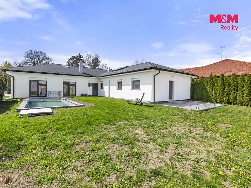 Prodej rodinného domu 220 m², pozemek 796 m², Chrudim – náhled fotky 3