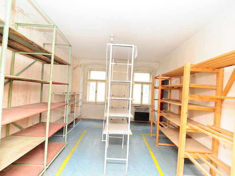 Prodej komerčního prostoru, 700 m² (15 z 22)