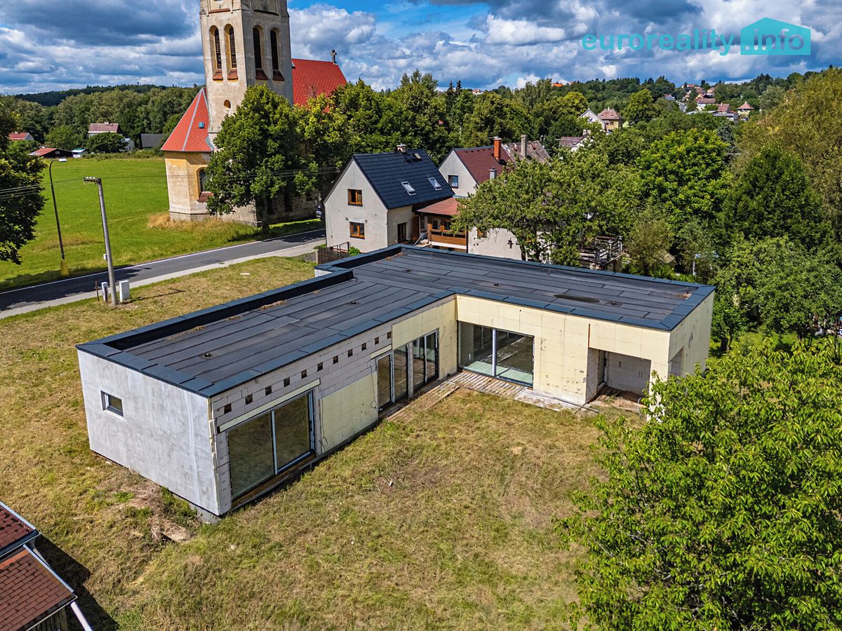 Prodej rodinného domu 155 m², pozemek 1055 m² – fotografie 2