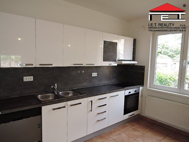 Prodej rodinného domu 120 m², pozemek 330 m² – fotografie 3