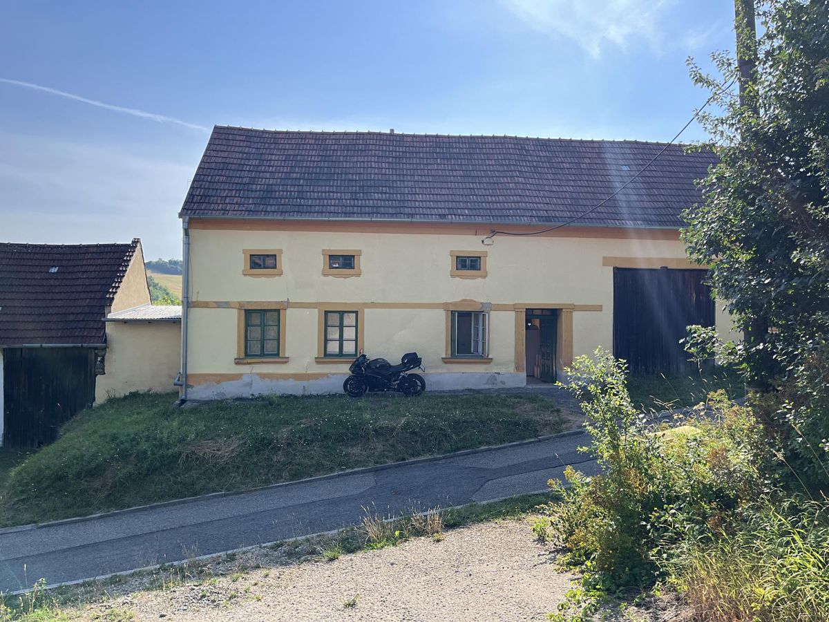 Prodej rodinného domu 90 m², pozemek 251 m² – fotografie 2