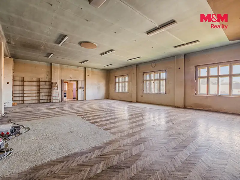 Prodej restaurace 510 m², Bratronice – náhled fotky 2