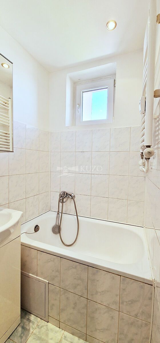 Pronájem bytu 1+kk 25 m² – fotografie 5