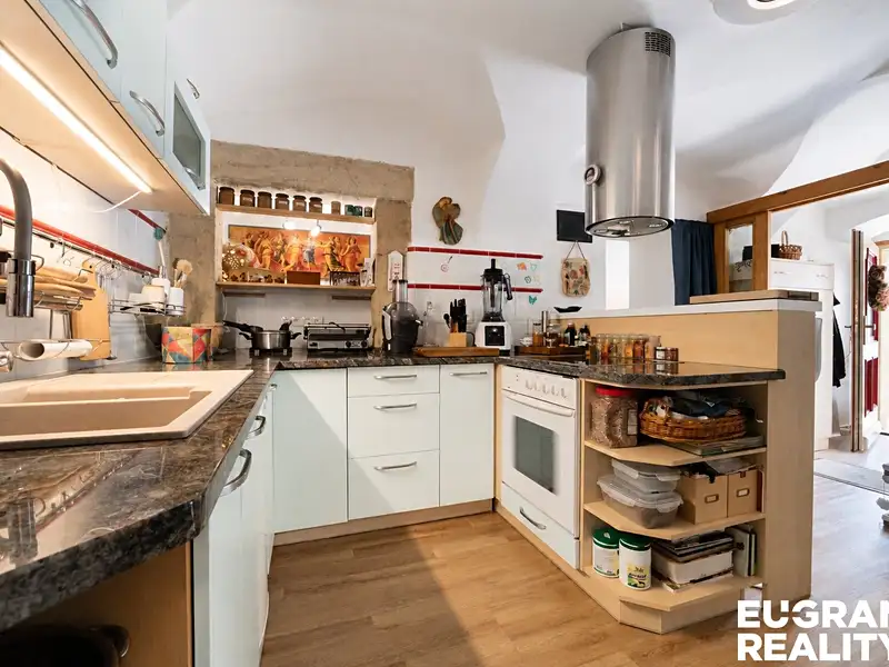 Prodej rodinného domu 271 m², pozemek 2479 m², Krásná Lípa – náhled fotky 2