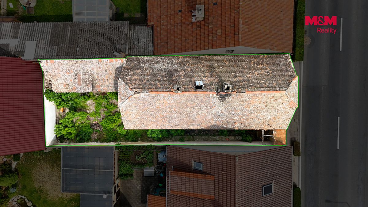 Prodej rodinného domu 76 m², pozemek 165 m² – fotografie 2