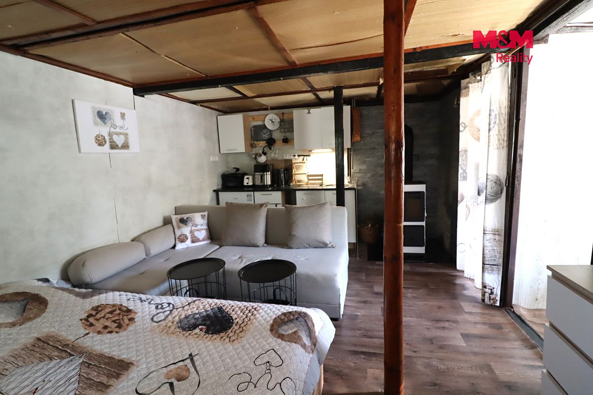 Prodej chaty 34 m², pozemek 325 m² – fotografie 2