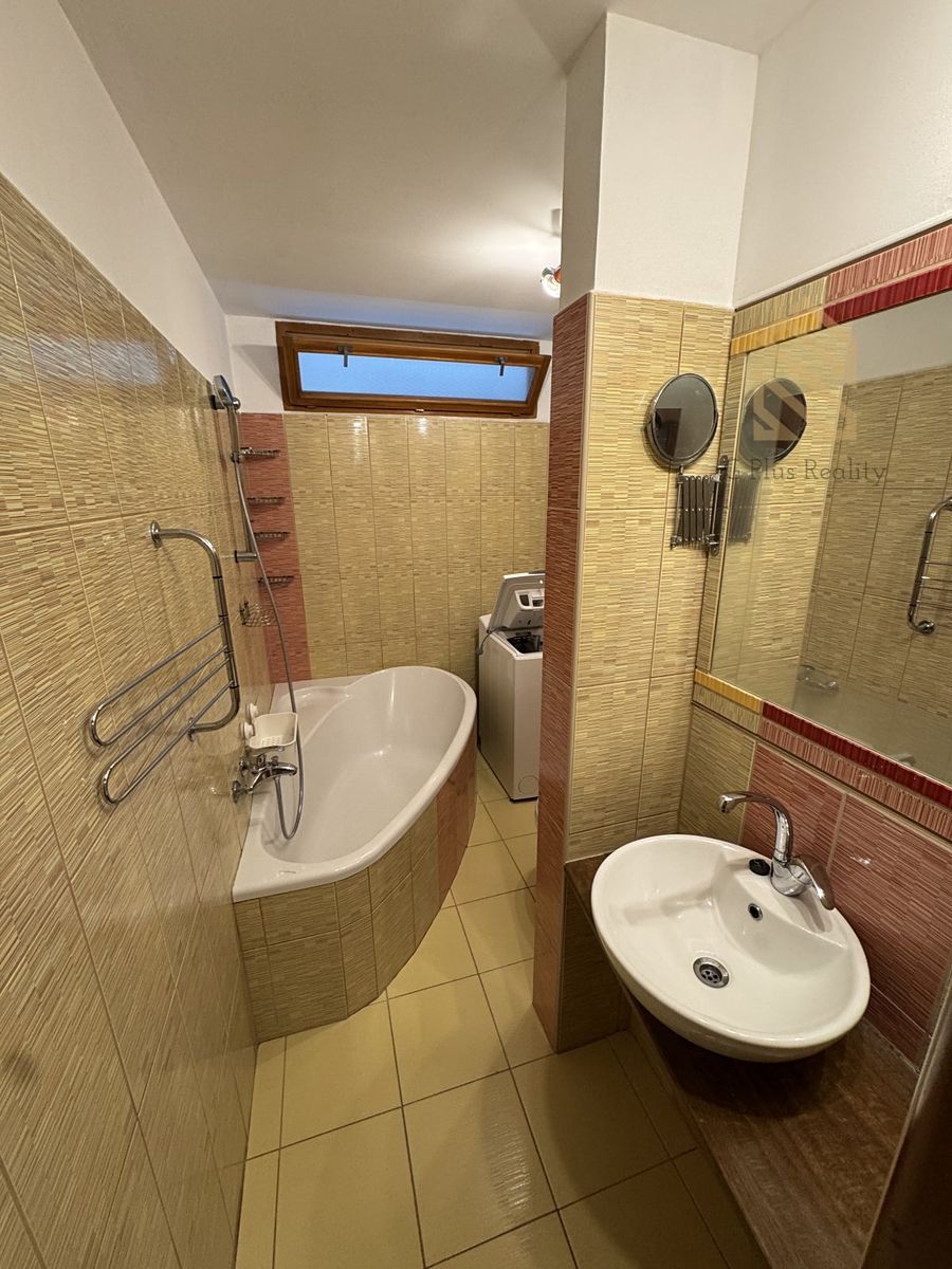 Pronájem bytu 3+1 82 m² – fotografie 3