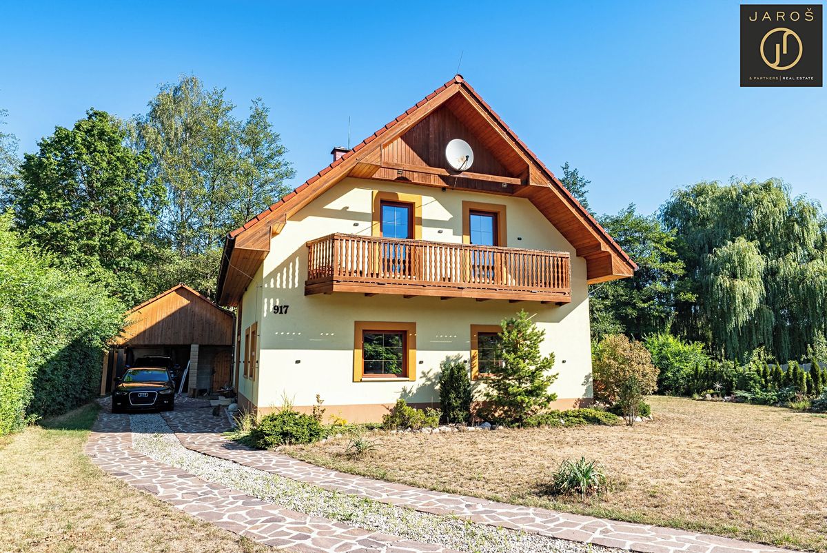 Prodej rodinného domu 143 m², pozemek 1069 m² – fotografie 4