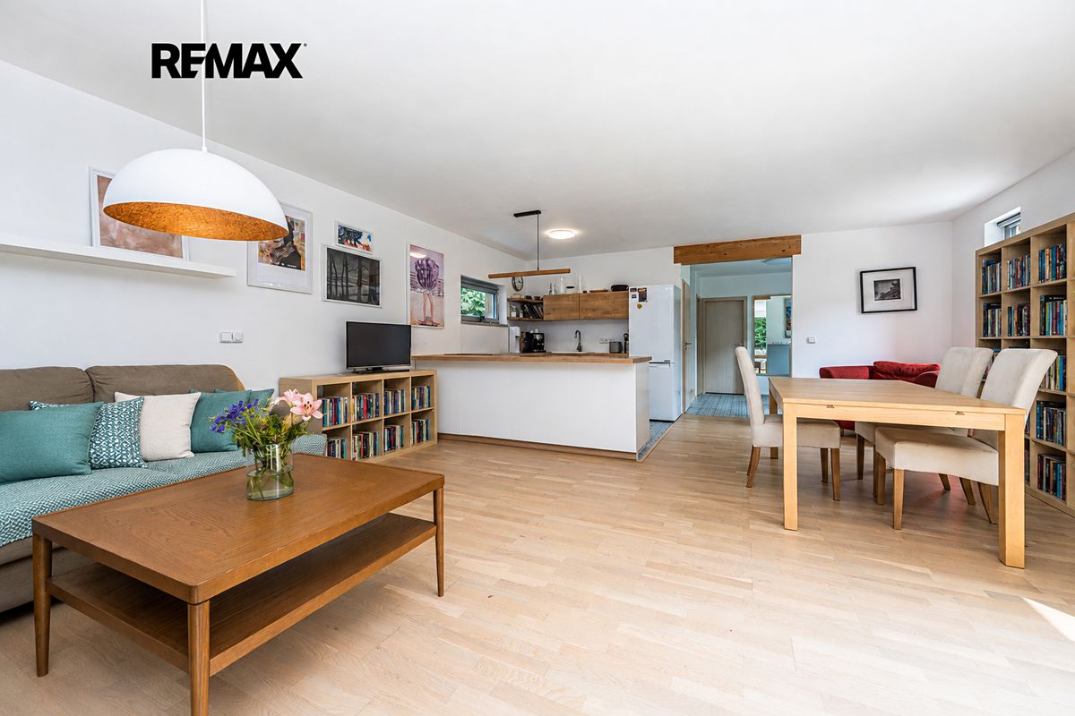 Prodej rodinného domu 137 m², pozemek 1114 m² – fotografie 4
