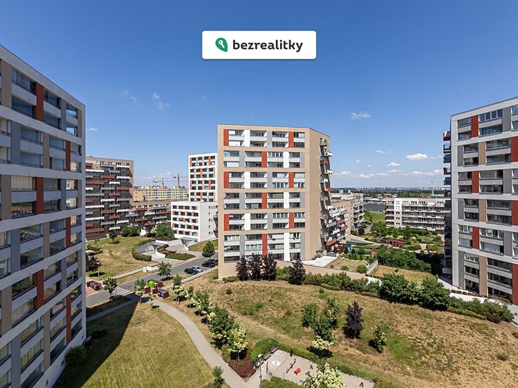 Квартира 2+kk на продаж, 65 м² (24 з 29)