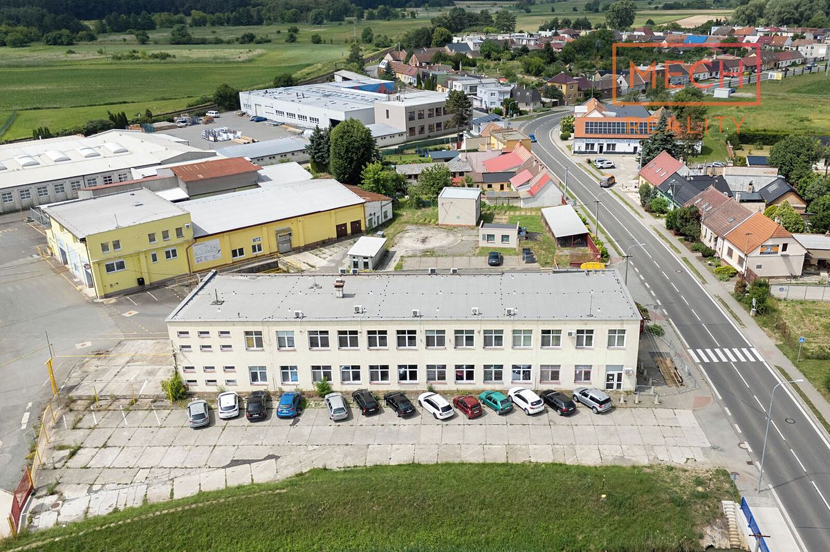 Prodej komerční nemovitosti 1030 m²