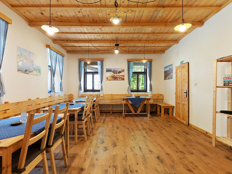Prodej domu, 331 m² (6 z 27)