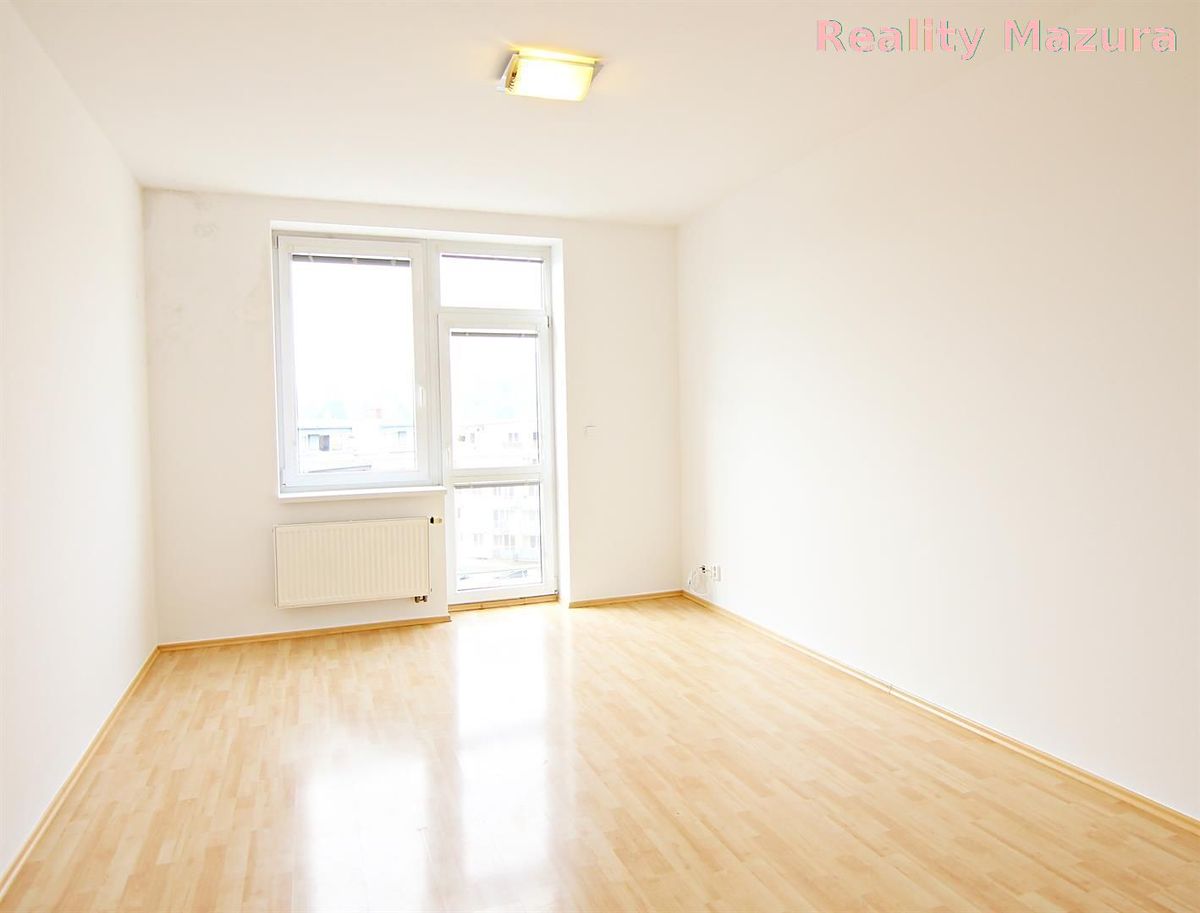 Pronájem bytu 2+kk 56 m² – fotografie 4