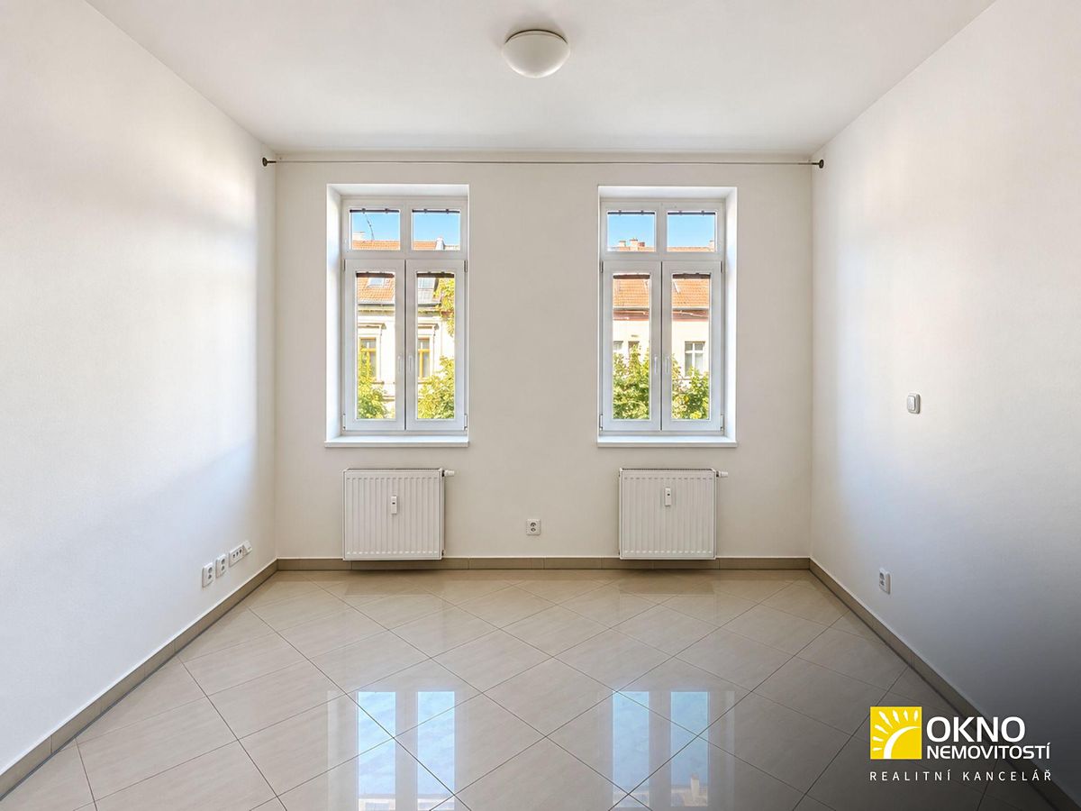 Pronájem bytu 1+kk 29 m² – fotografie 4