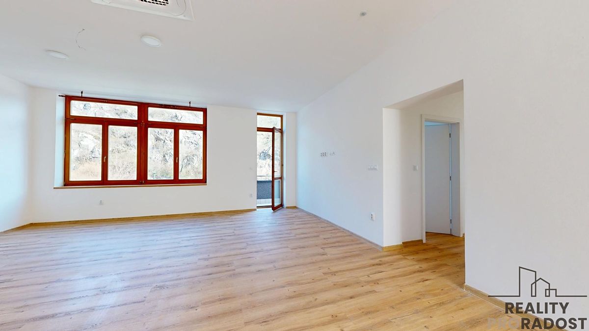Prodej bytu 4+kk 108 m² – fotografie 2