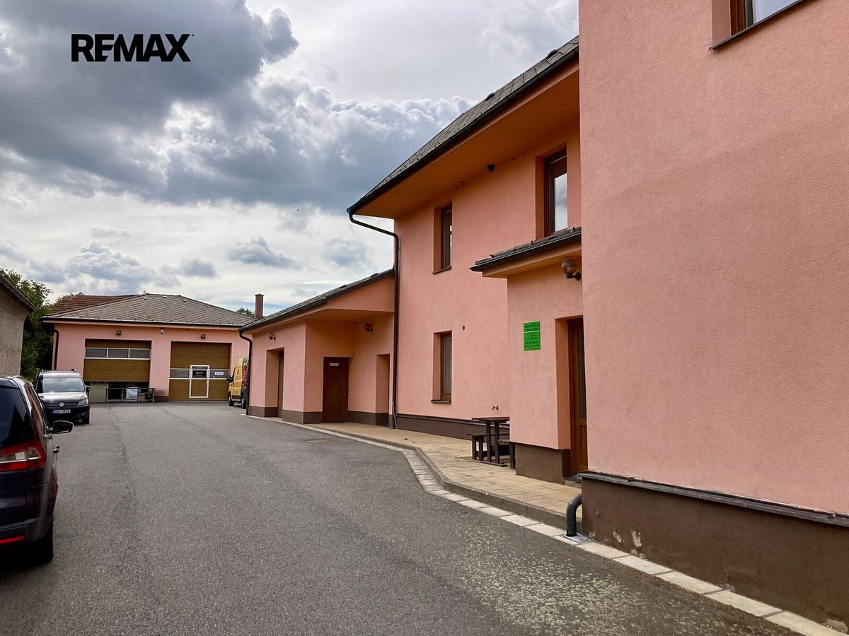 Prodej komerční nemovitosti 344 m² – fotografie 2