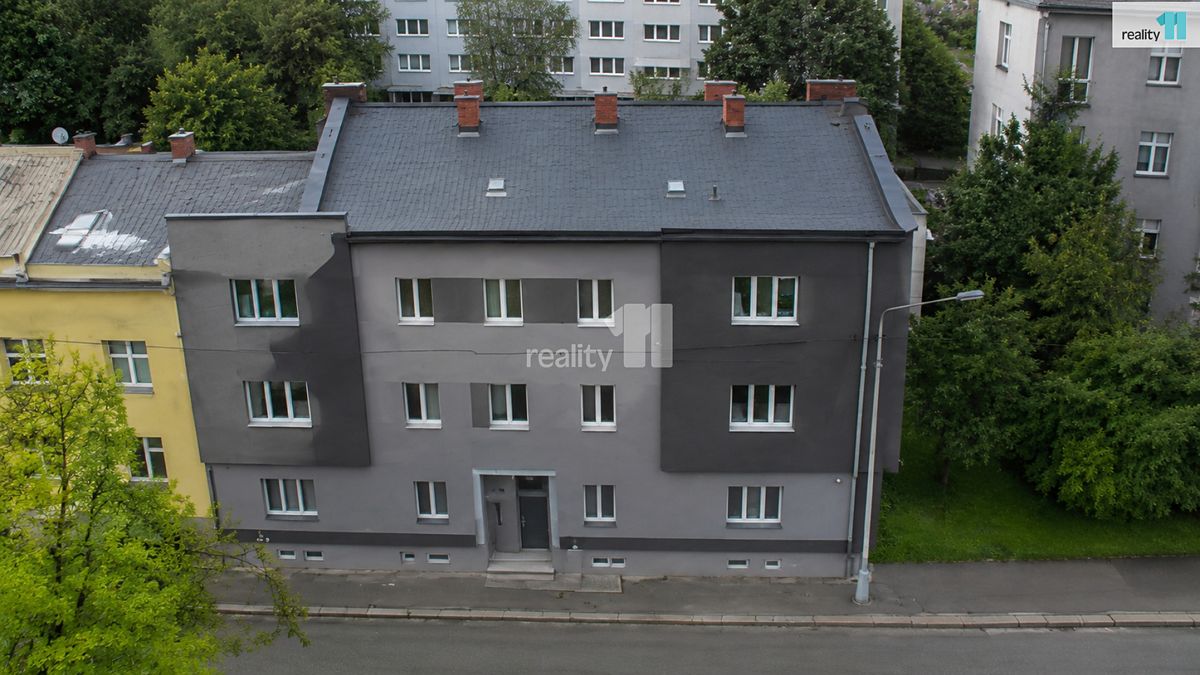 Prodej činžovního domu 1192 m²