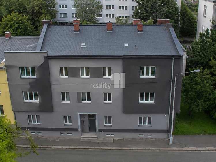 Prodej komerčního prostoru, 1 192 m² (1 z 15)