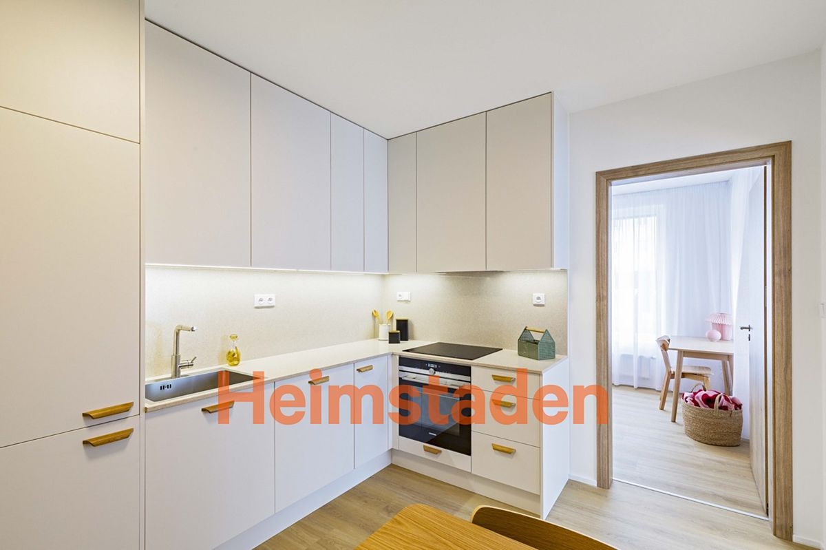 Pronájem bytu 2+1 56 m² – fotografie 2
