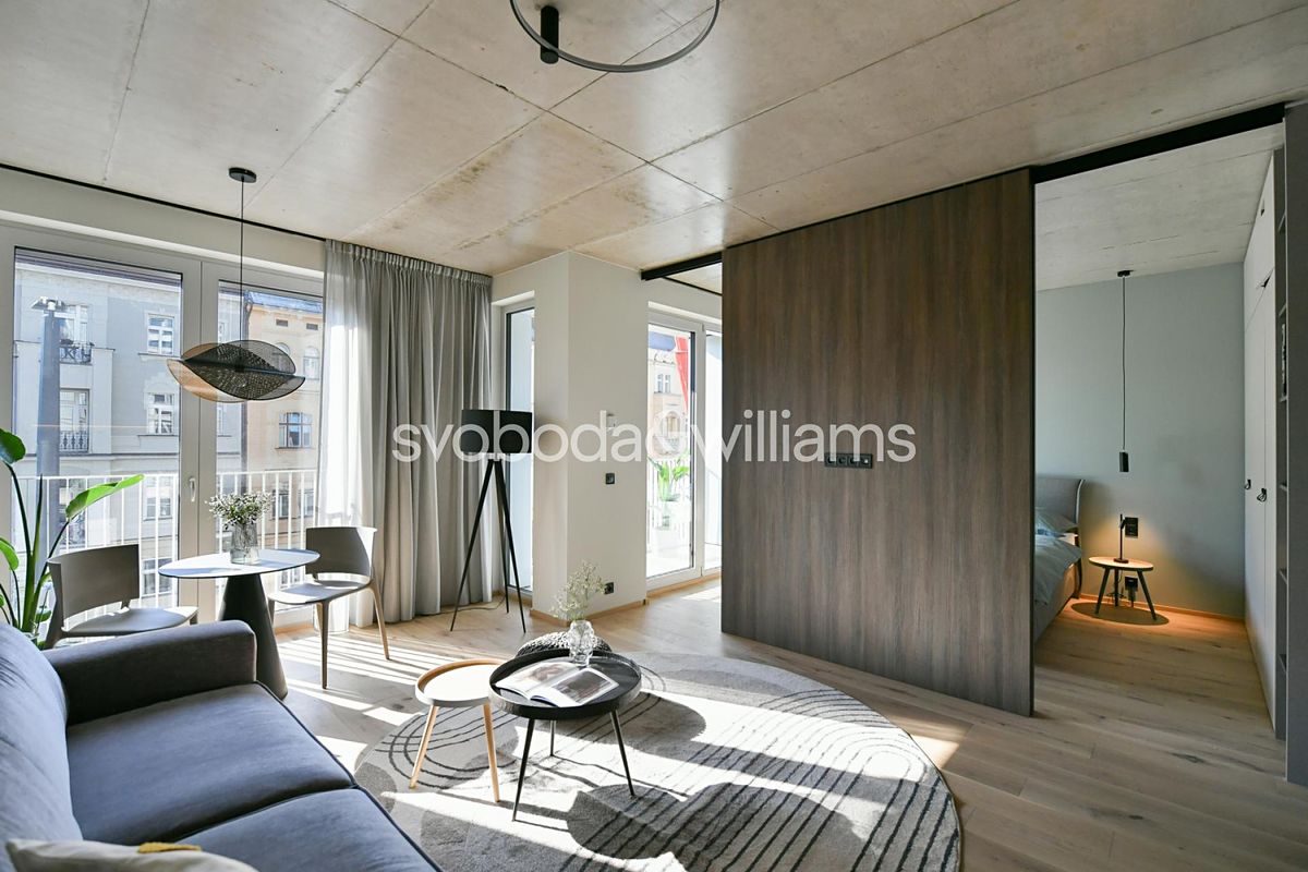 Pronájem bytu 2+kk 39 m² – fotografie 3