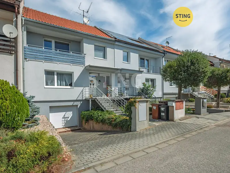 Prodej rodinného domu 171 m², pozemek 336 m², Srch – náhled fotky 1