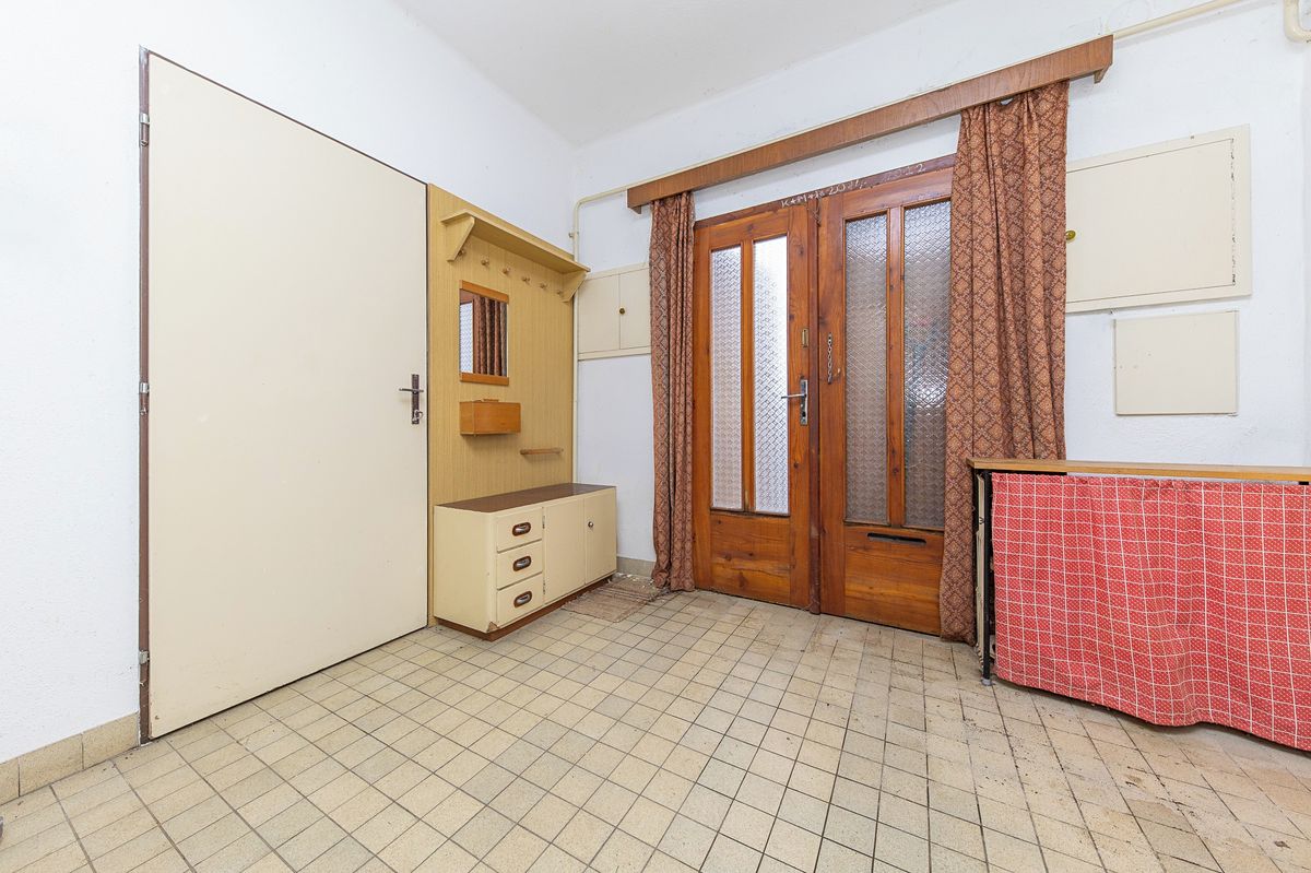 Prodej rodinného domu 150 m², pozemek 750 m² – fotografie 4
