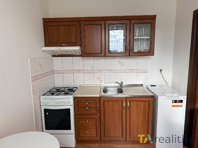 Pronájem bytu 2+1, 44 m² (8 z 9)