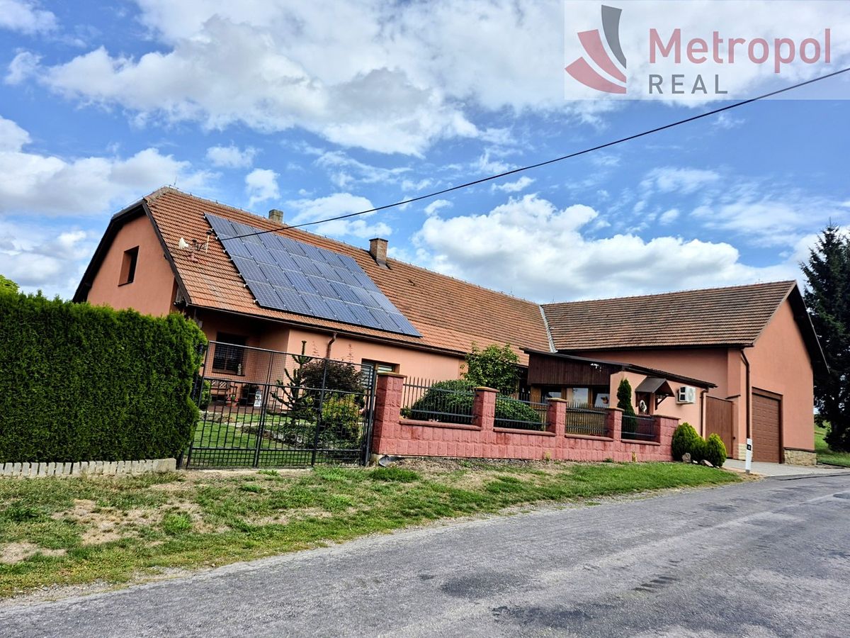 Prodej rodinného domu 165 m², pozemek 2686 m²