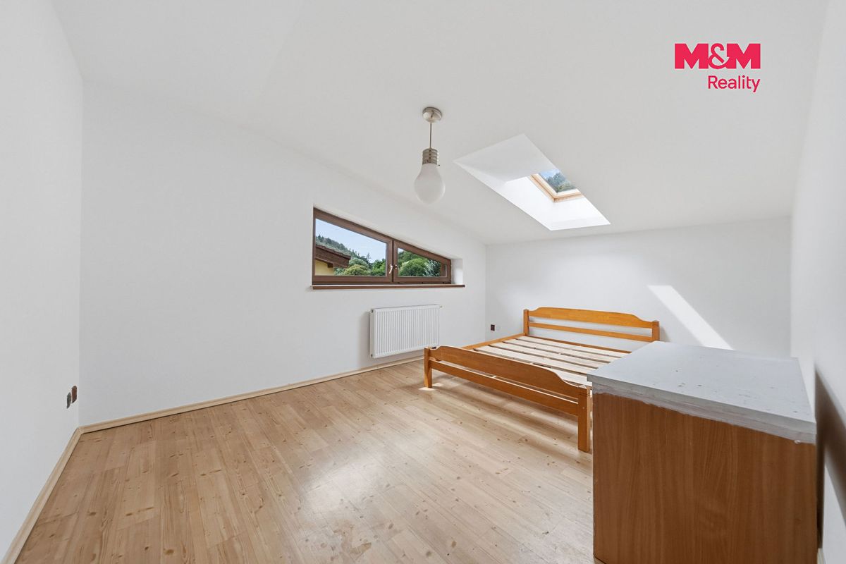 Prodej rodinného domu 121 m², pozemek 1271 m² – fotografie 5