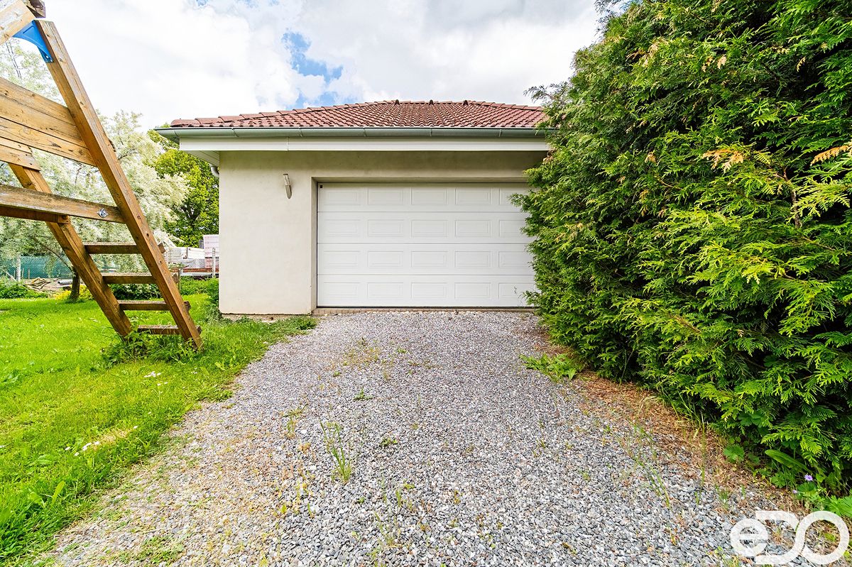 Prodej rodinného domu 152 m², pozemek 677 m² – fotografie 5