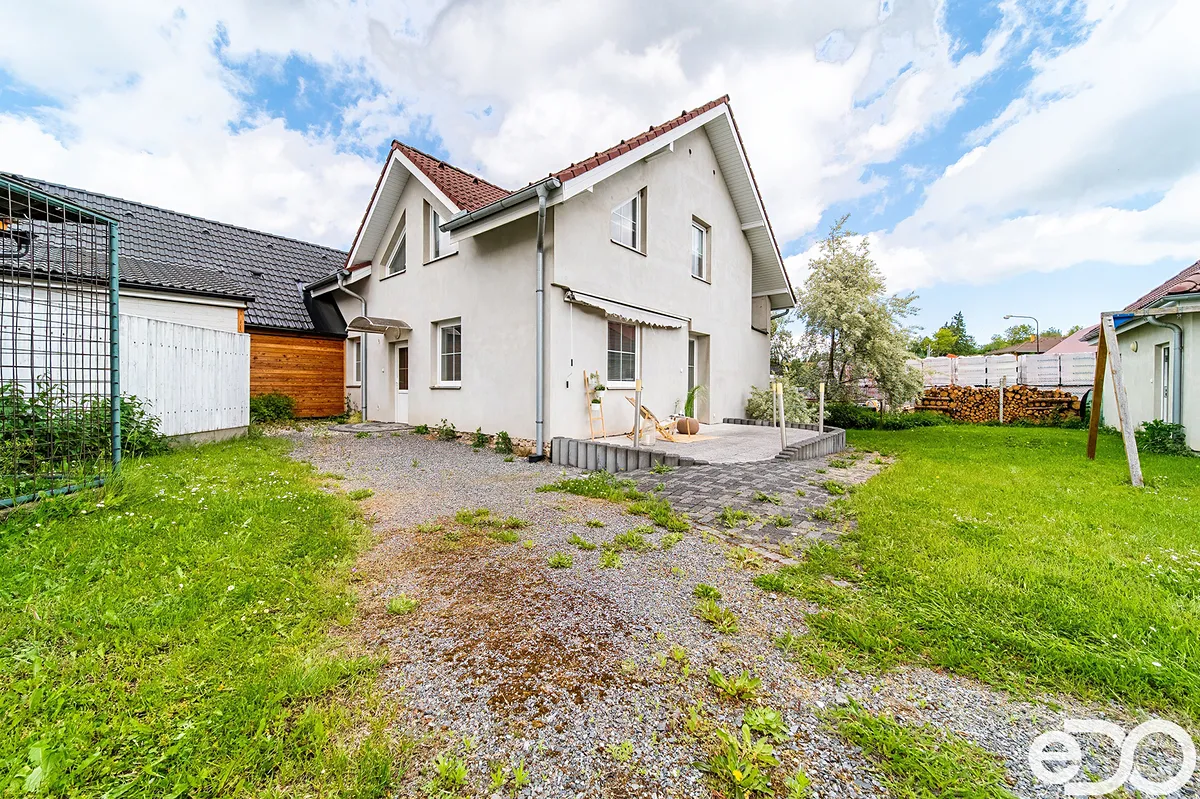 Prodej rodinného domu 152 m², pozemek 677 m²