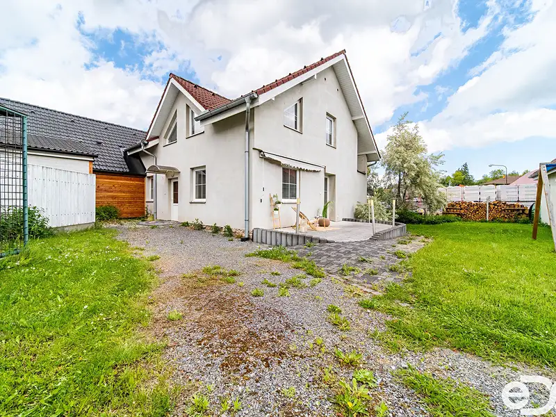 Prodej rodinného domu 152 m², pozemek 677 m², Jemnice – náhled fotky 1