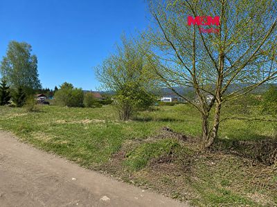 Prodej komerčního pozemku 1627 m²
