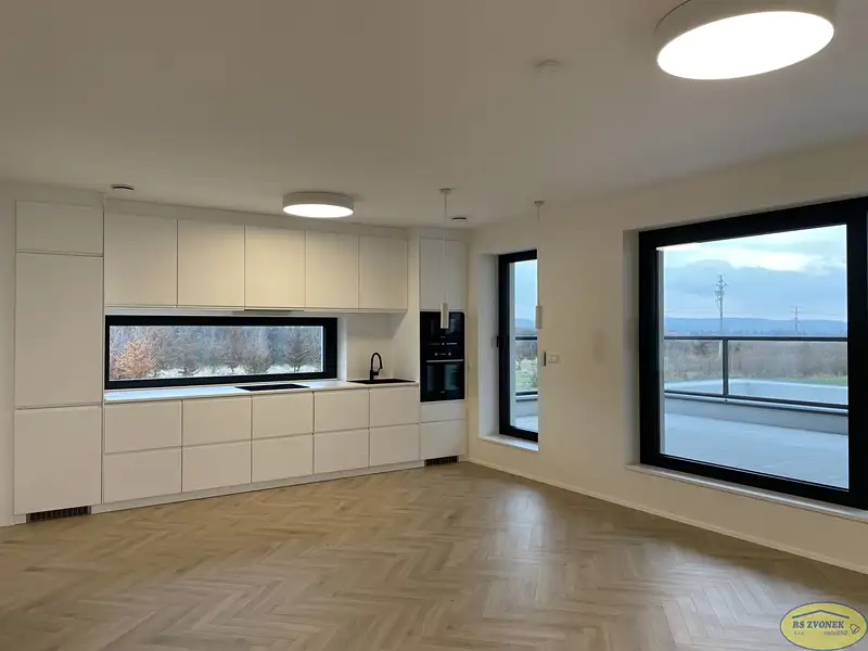 Pronájem bytu 3+kk 80 m², Holešov – náhled fotky 1