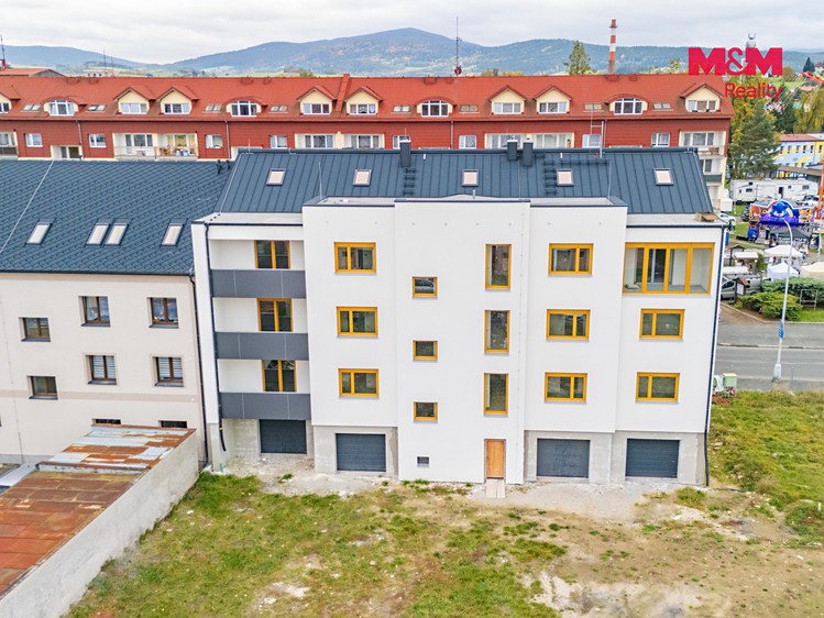 Prodej bytu 1+kk, 35 m² (3 z 17)