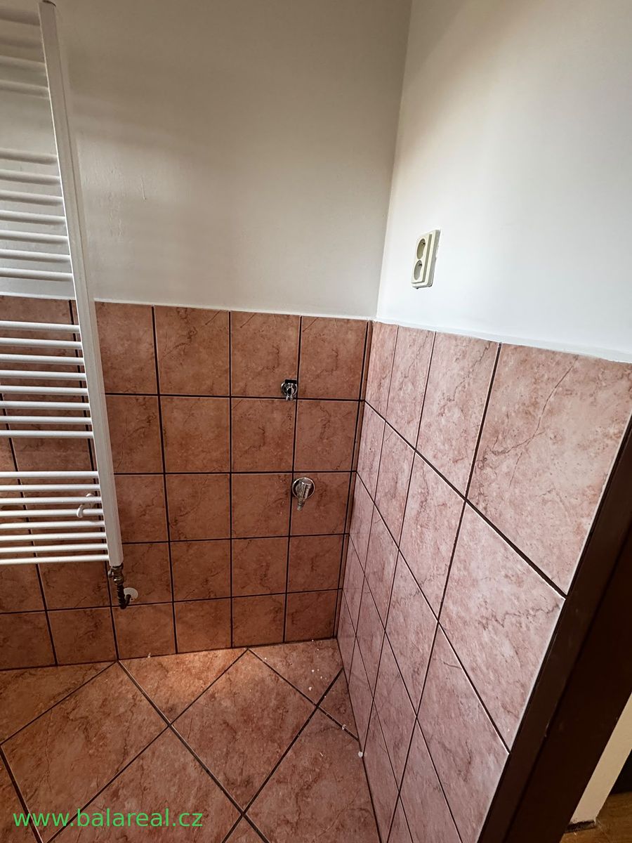 Pronájem bytu 1+kk 23 m² – fotografie 5