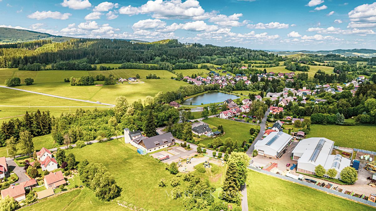 Prodej stavebního pozemku 8186 m² – fotografie 3