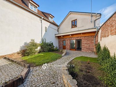 Prodej bytu 4+kk 95 m²