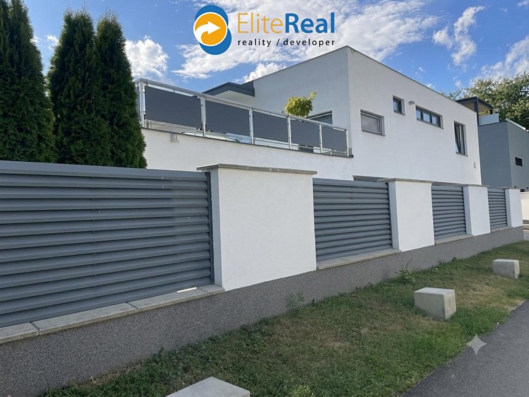 Prodej domu, 133 m² (50 z 54)