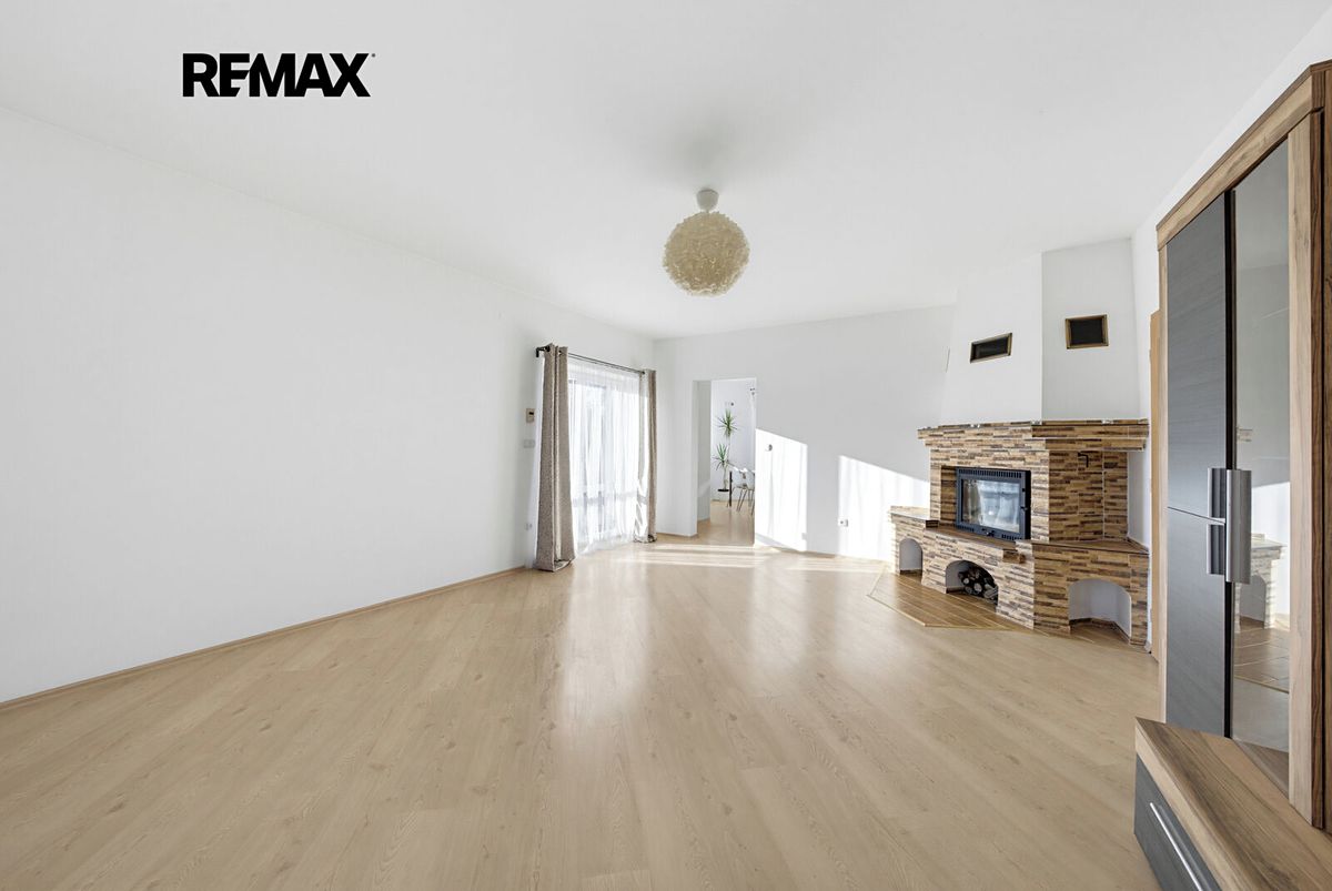 Prodej rodinného domu 174 m², pozemek 586 m² – fotografie 5