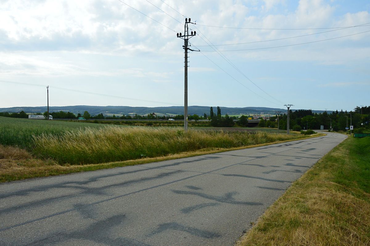 Prodej pole 1002 m² – fotografie 2