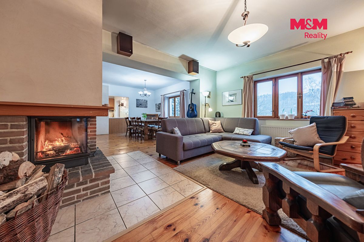 Prodej rodinného domu 312 m², pozemek 2428 m² – fotografie 5