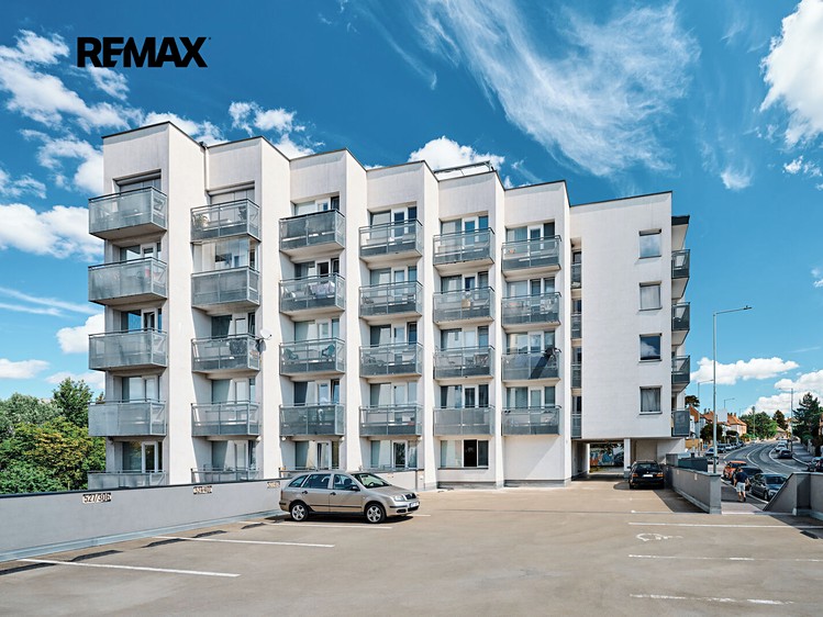 Квартира 2+kk на продаж, 45 м² (1 з 12)