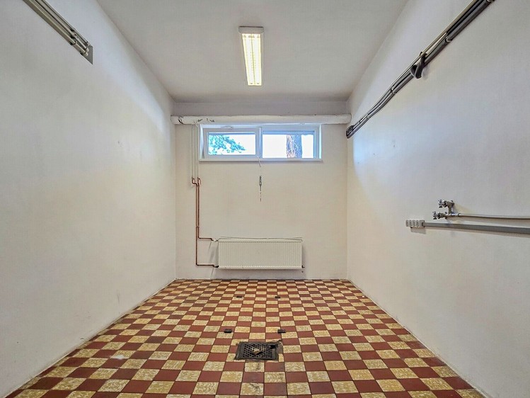 Pronájem komerčního prostoru, 280 m² (8 z 23)