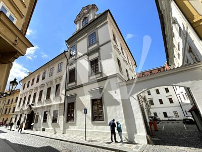 Pronájem kanceláře 167 m²