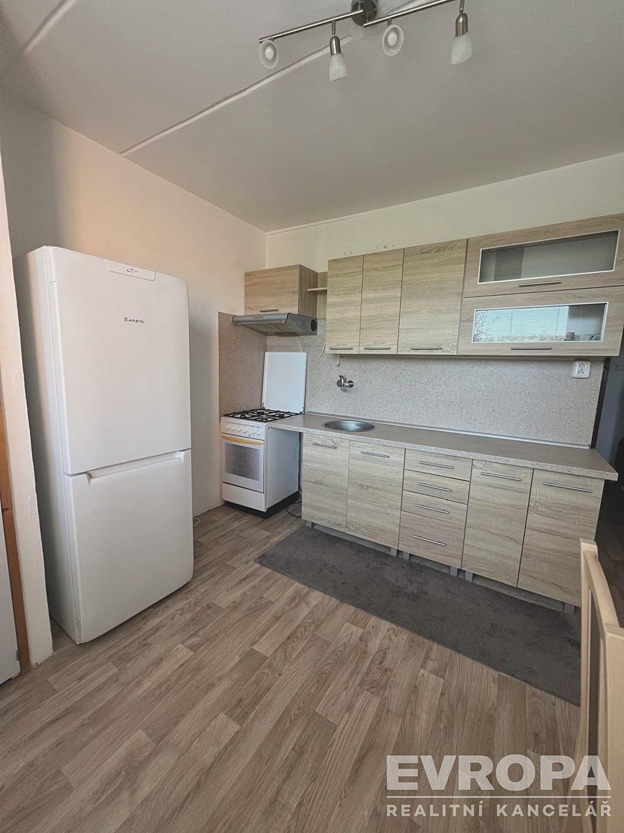 Pronájem bytu 1+1 38 m² – fotografie 2