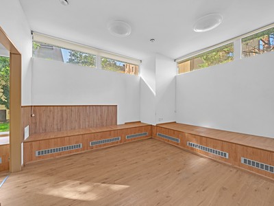 Комерційне приміщення на продаж, 65 м² (3 з 12)